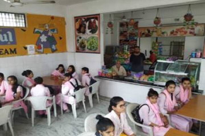 cafeteria
